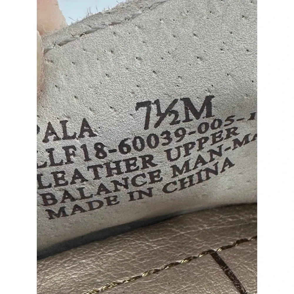 Latigo Suede Cutout‎ Block Heel Ankle Booties Taupe Size 7.5M